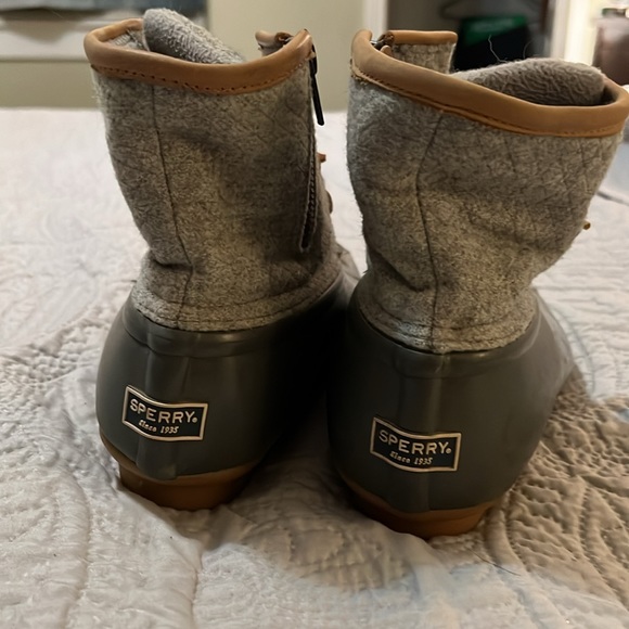 Sperry boots - Picture 4 of 4